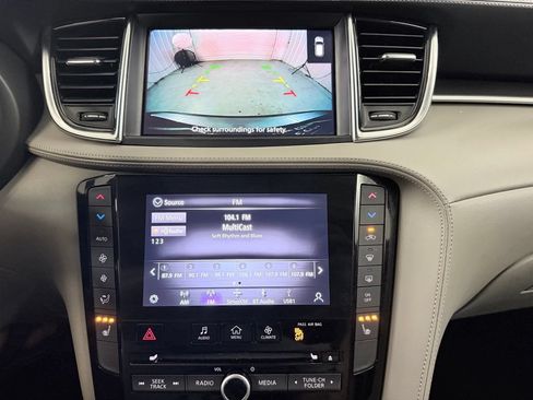 Certified 2023 INFINITI QX50 Luxe FWD image 15