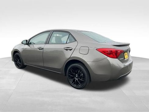 Used 2019 Toyota Corolla SE image 5