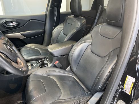 Used 2017 Jeep Cherokee High Altitude AWD/4WD image 19