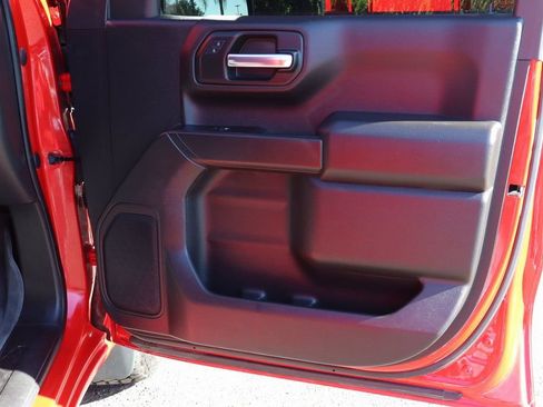 Used 2023 Chevrolet Silverado 1500 Custom image 41