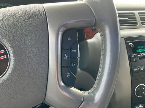 Used 2014 GMC Sierra 3500 SLT w/ SLT Convenience Package AWD/4WD image 29
