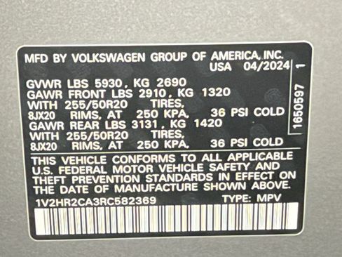 Used 2024 Volkswagen Atlas SE AWD/4WD image 30