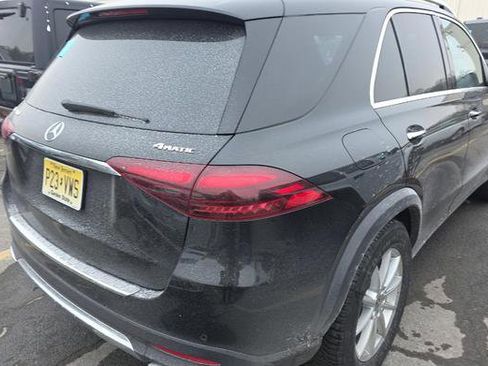 Used 2025 Mercedes-Benz GLE 350 4MATIC image 3
