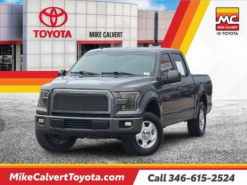 Used 2017 Ford F150 XL w/ Equipment Group 101A Mid RWD image 1