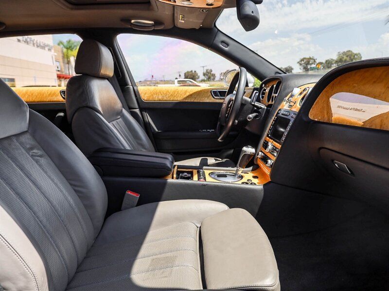 Used 2006 Bentley Flying Spur Flying Spur AWD/4WD image 22