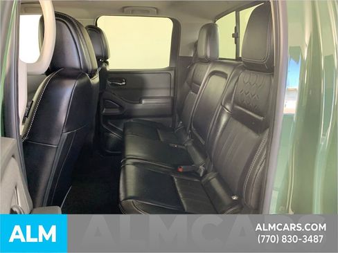 Used 2024 Nissan Frontier SL w/ Technology Package image 34