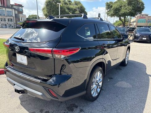 Used 2020 Toyota Highlander Limited FWD image 5