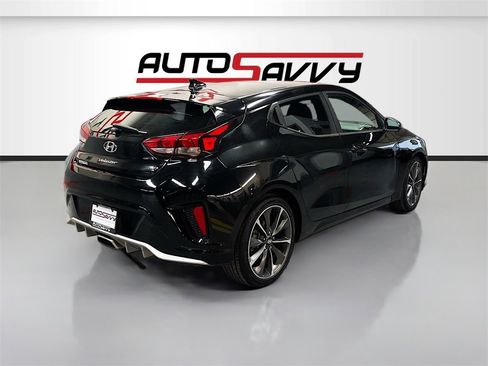 Used 2019 Hyundai Veloster 2.0 Premium image 7