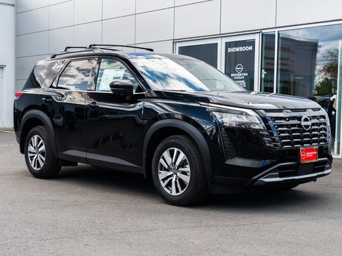 New 2026 Nissan Pathfinder SL AWD/4WD image 1