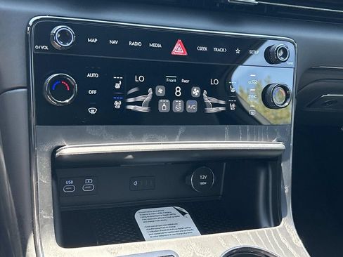 New 2027 Genesis GV80 3.5T Prestige AWD/4WD image 35