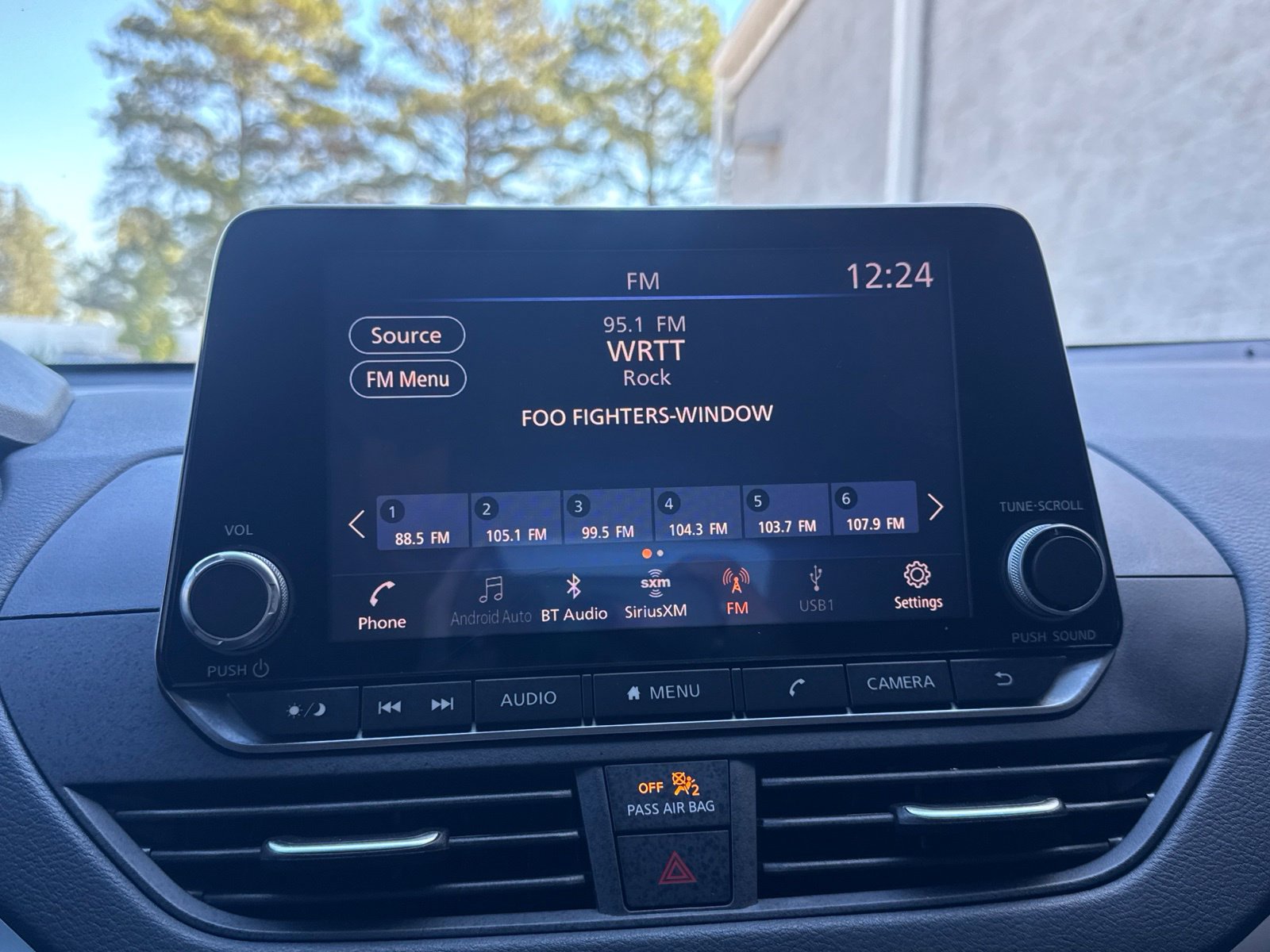 Used 2020 Nissan Altima 2.5 S FWD image 16