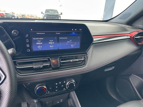 Certified 2024 Chevrolet TrailBlazer RS image 14