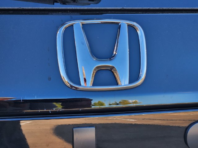Used 2025 Honda Pilot EX-L image 10
