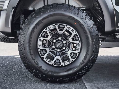 Used 2026 Ford F150 Raptor w/ Equipment Group 803A Raptor R AWD/4WD image 32