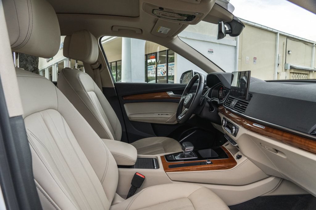 Used 2021 Audi Q5 2.0T Premium Plus w/ Premium Plus Package AWD/4WD image 26
