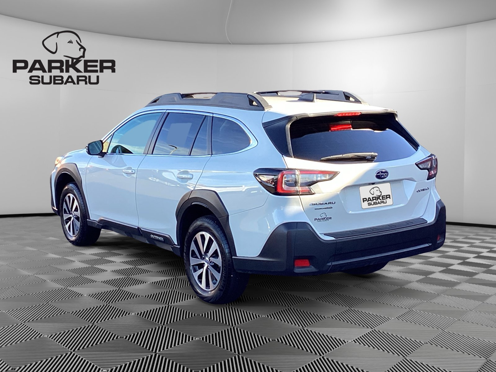 Certified 2025 Subaru Outback Premium w/ Popular Package #1A AWD/4WD image 3