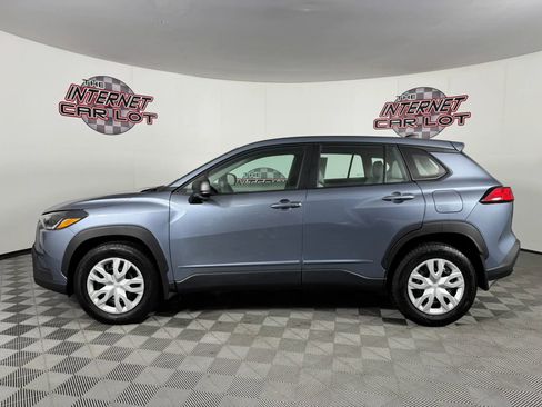Used 2024 Toyota Corolla Cross L image 4