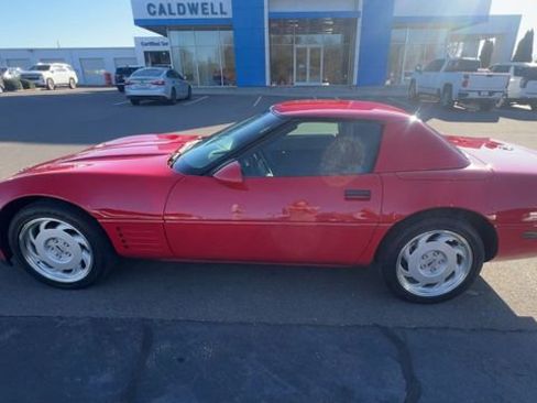 Used 1991 Chevrolet Corvette Convertible image 5