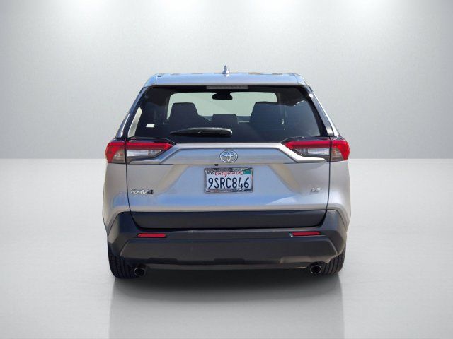 Used 2022 Toyota RAV4 LE w/ Carpet Mat Package (TMS) FWD image 5