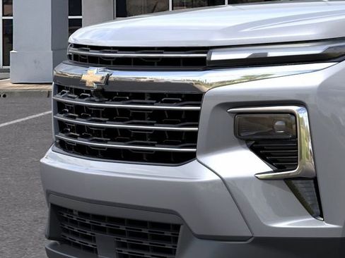 New 2026 Chevrolet Traverse LT w/ Driver Confidence Package FWD image 13