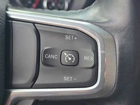 Used 2022 RAM 1500 Laramie AWD/4WD image 28