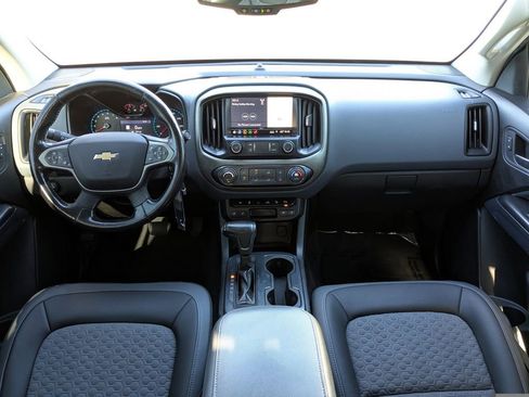 Used 2021 Chevrolet Colorado Z71 image 16