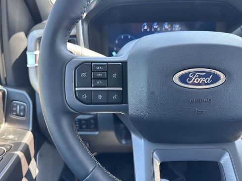 Used 2026 Ford F250 Lariat w/ Black Appearance Package AWD/4WD image 14