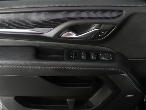 Used 2023 GMC Yukon Denali image 16