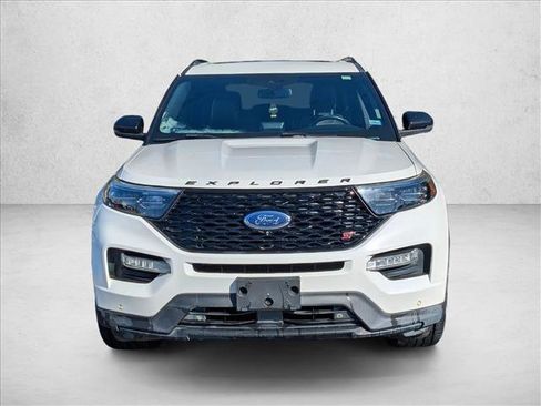 Used 2020 Ford Explorer ST w/ ST Street Pack image 2