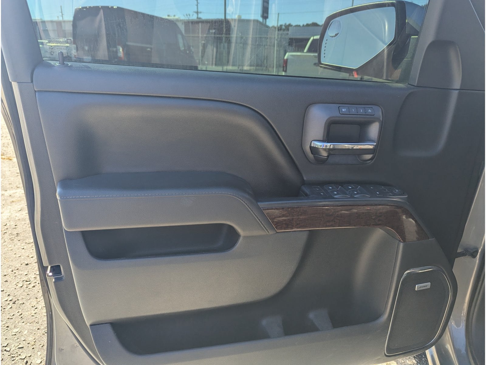 Used 2017 GMC Sierra 1500 SLT AWD/4WD image 14
