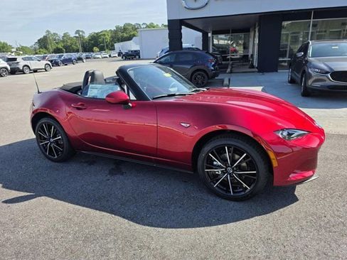 New 2026 MAZDA MX-5 Miata Grand Touring RWD image 1