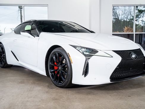 Used 2018 Lexus LC 500 Coupe w/ Performance Package image 4