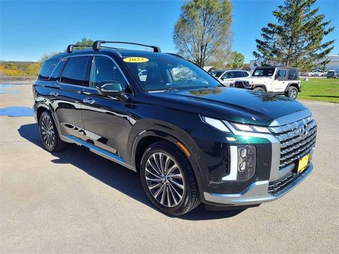 Used 2023 Hyundai Palisade Calligraphy image 4