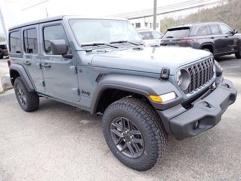 New 2025 Jeep Wrangler Sport S image 9