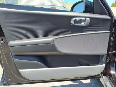Used 2024 Hyundai Ioniq 6 SE RWD image 21