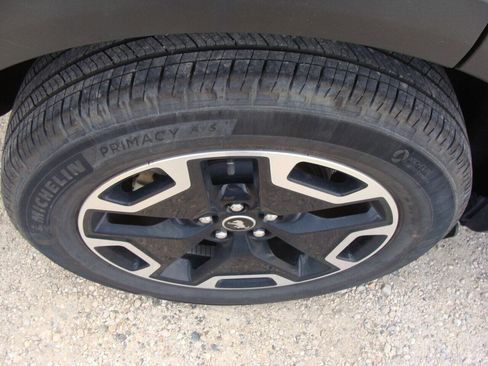 Used 2023 Ford Bronco Sport Outer Banks w/ Tech Package image 23