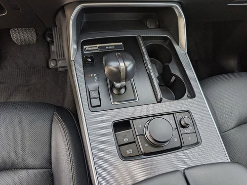 Used 2024 MAZDA CX-90 Plug-In Hybrid w/ Premium Pkg AWD/4WD image 30