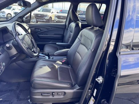 Used 2017 Honda Ridgeline Black Edition image 19