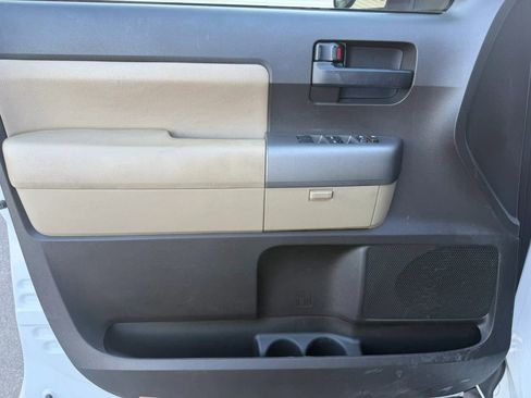 Used 2010 Toyota Sequoia SR5 RWD image 9