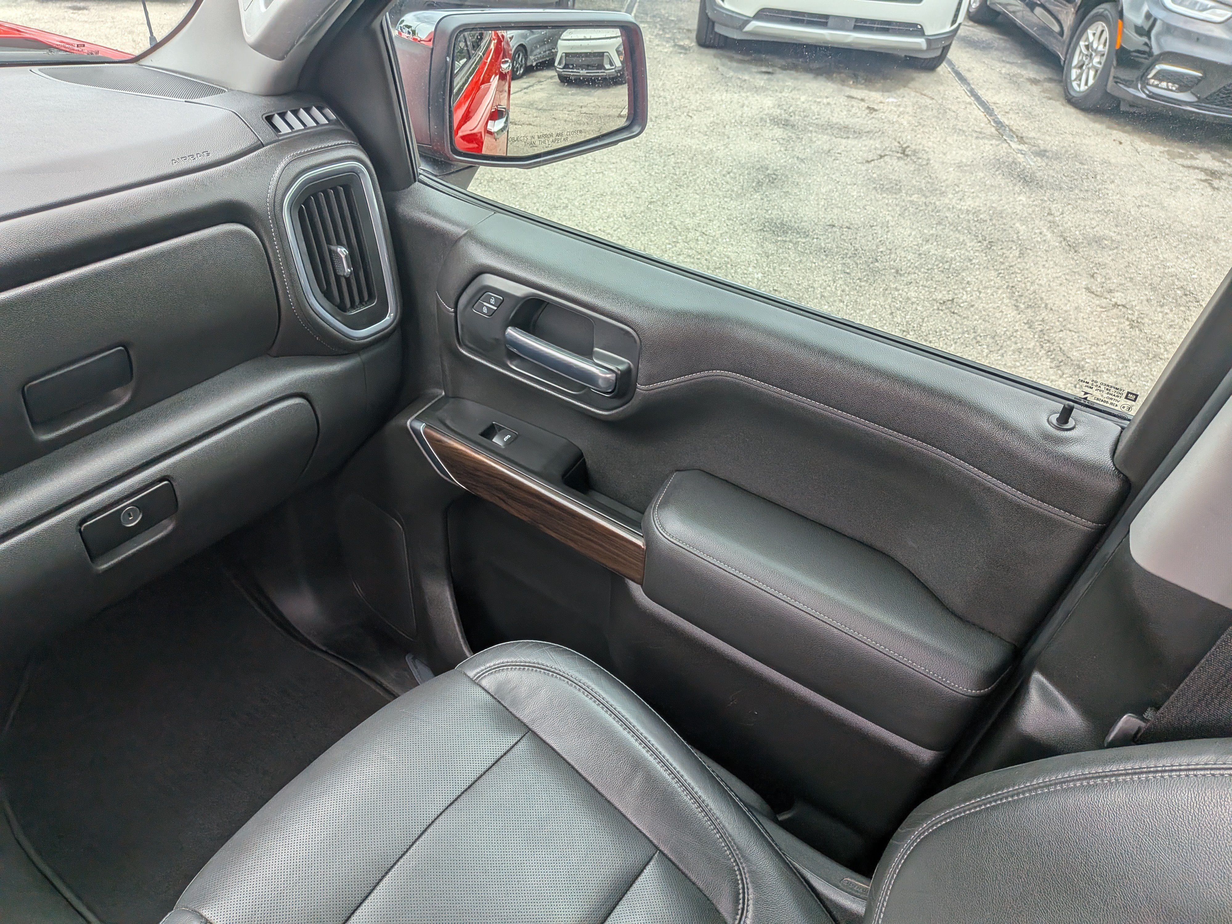 Used 2020 GMC Sierra 1500 SLT w/ X31 Off-Road Package AWD/4WD image 18