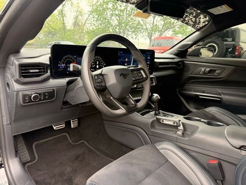 Used 2024 Ford Mustang Dark Horse RWD image 9