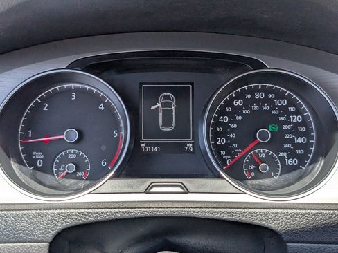 Used 2015 Volkswagen Golf TDI S FWD image 19