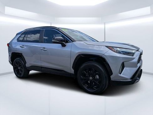 Used 2023 Toyota RAV4 XSE AWD/4WD image 1