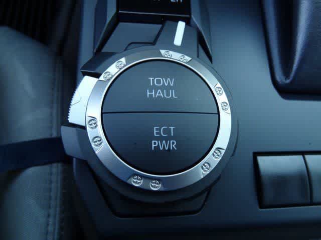 Used 2025 Toyota Tacoma SR5 AWD/4WD image 23