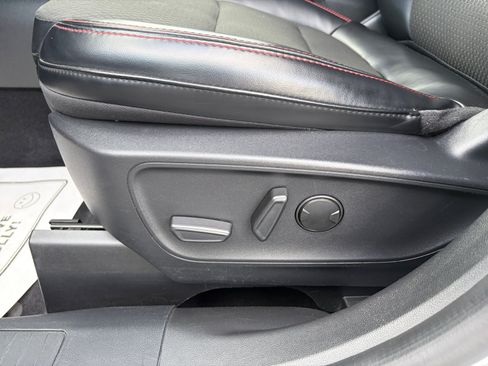 Used 2024 Ford Escape ST-Line AWD/4WD image 14