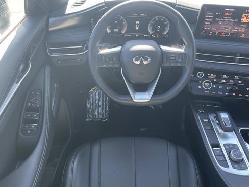 Certified 2025 INFINITI QX60 Luxe w/ Black Edition image 12