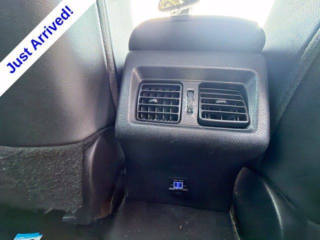 Used 2020 Toyota Camry XSE FWD image 29