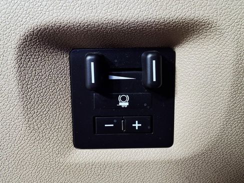 Used 2011 Chevrolet Silverado 1500 LTZ w/ LTZ Plus Package image 21