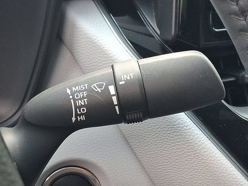 Used 2024 Toyota Corolla SE FWD image 25