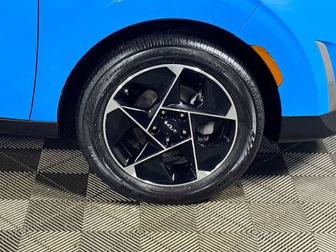 Certified 2025 Kia Soul EX image 25